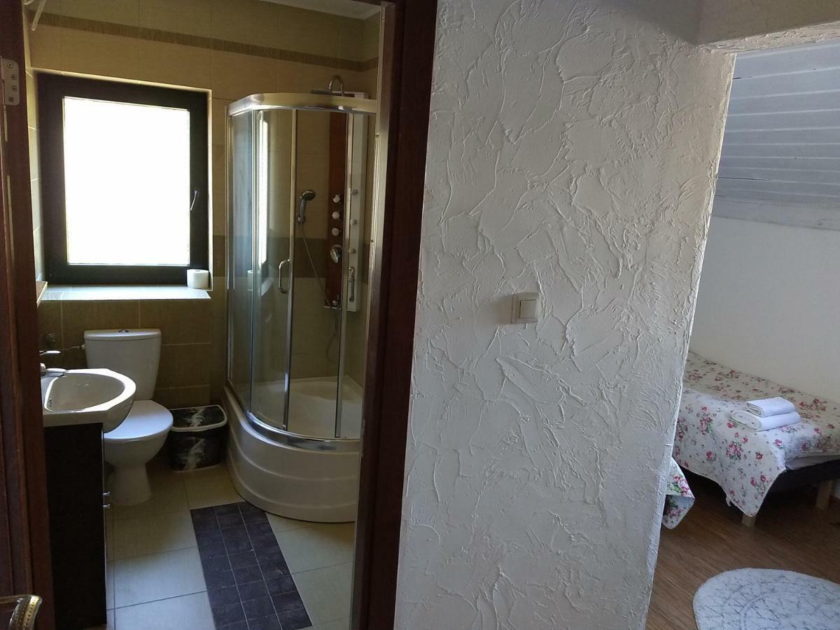 Bed and Breakfast Karczma Biesiadna Dalnia Экстерьер фото
